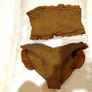 Bikini that is in style this year 2023. Wry soft crochet with spandex. St.Tropez